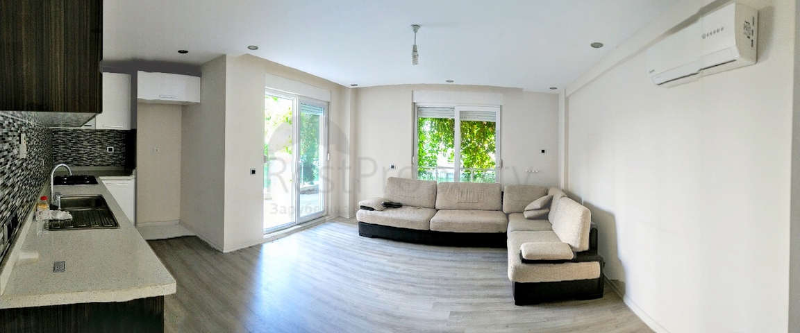 Квартира 1+1 с видом на бассейн в Хурме Коньяалты