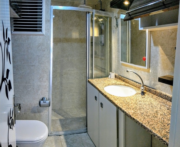 Квартира 1+1 с видом на бассейн в Хурме Коньяалты