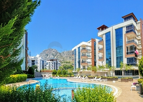 Квартира 1+1 с видом на бассейн в Хурме Коньяалты