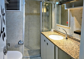 Квартира 1+1 с видом на бассейн в Хурме Коньяалты