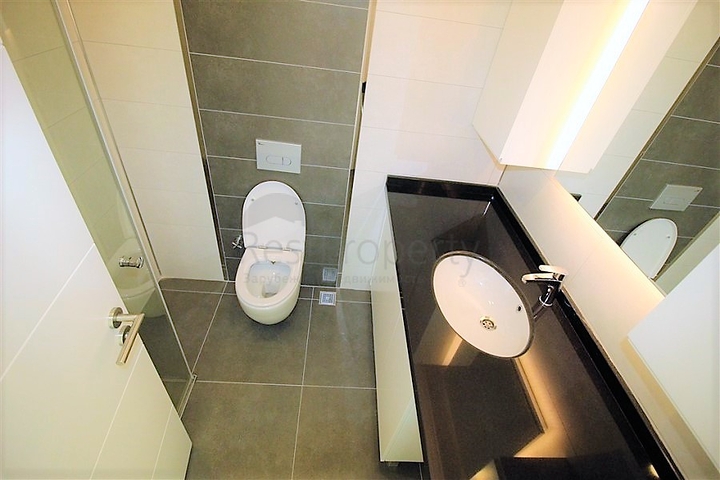 Шикарный дуплекс с собственным садом