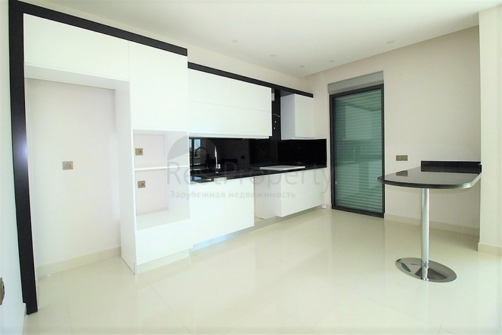 Шикарный дуплекс с собственным садом