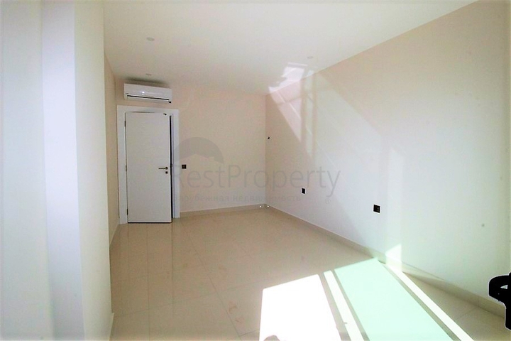 Шикарный дуплекс с собственным садом