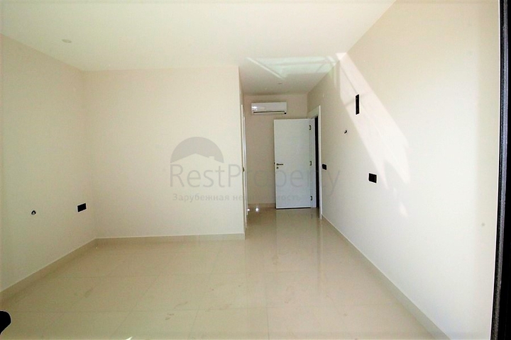 Шикарный дуплекс с собственным садом