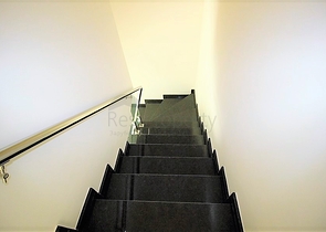 Шикарный дуплекс с собственным садом