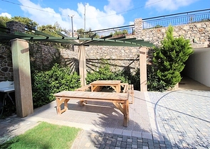 Шикарный дуплекс с собственным садом