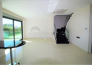 Шикарный дуплекс с собственным садом