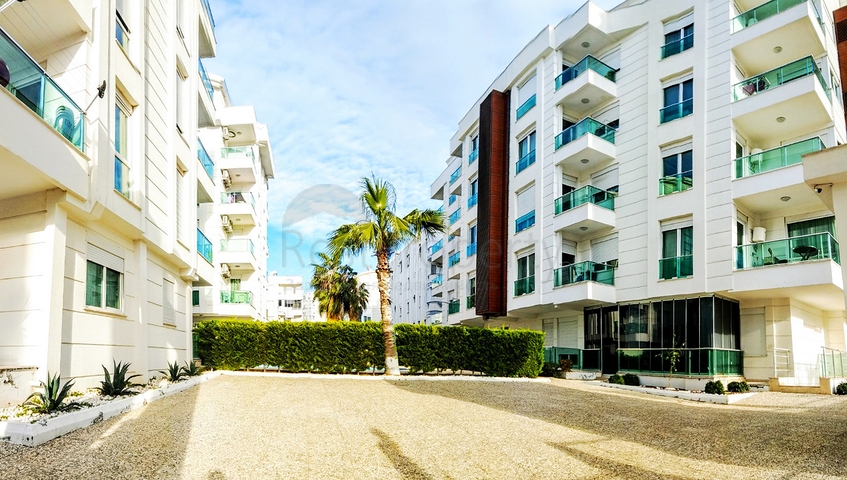 Квартира 1+1 с мебелью в комплексе 500 м до моря