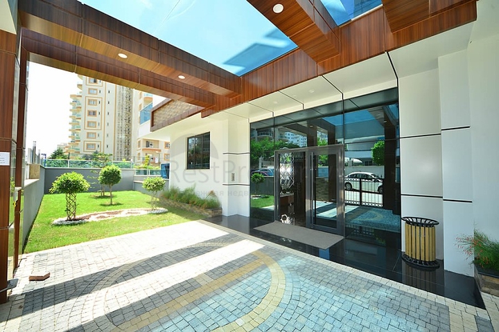 Шикарно меблированная квартира на морском побережье