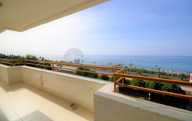 Квартира-мечта с морской гладью за окном