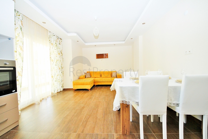 Двухкомнатная квартира с мебелью от собственника