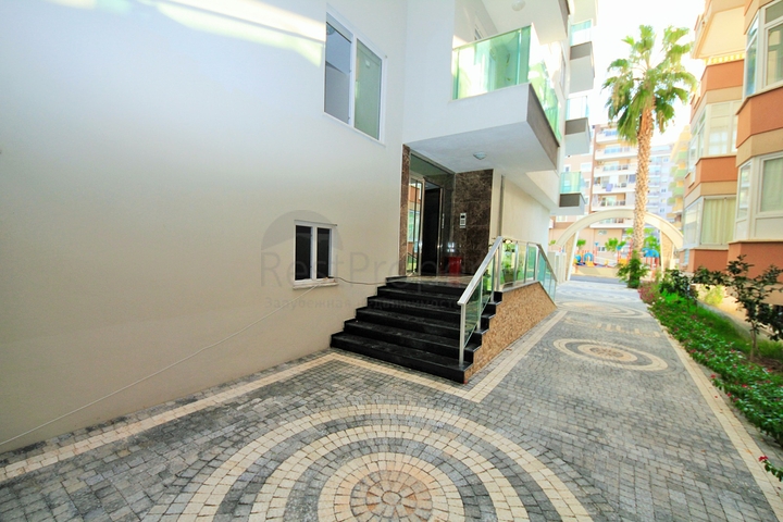 Двухкомнатная квартира с мебелью от собственника