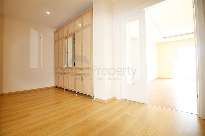 Огромные апартаменты для большой семьи по привлекательной цене