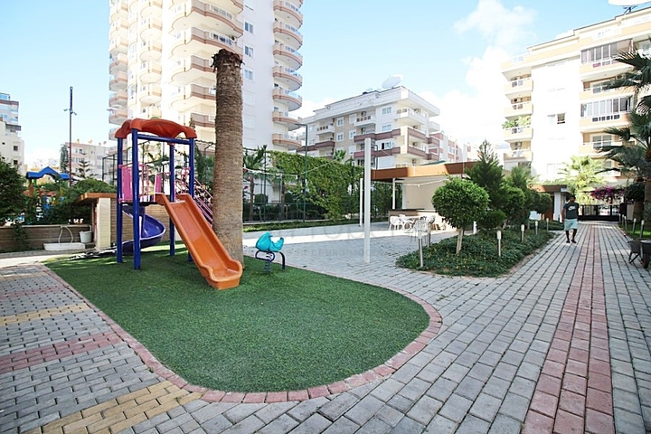 Огромные апартаменты для большой семьи по привлекательной цене