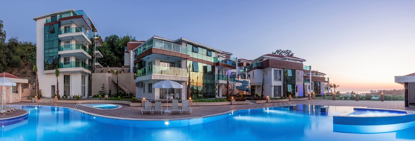 Пентхаусы на побережье Средиземного моря с шикарным видом на горы