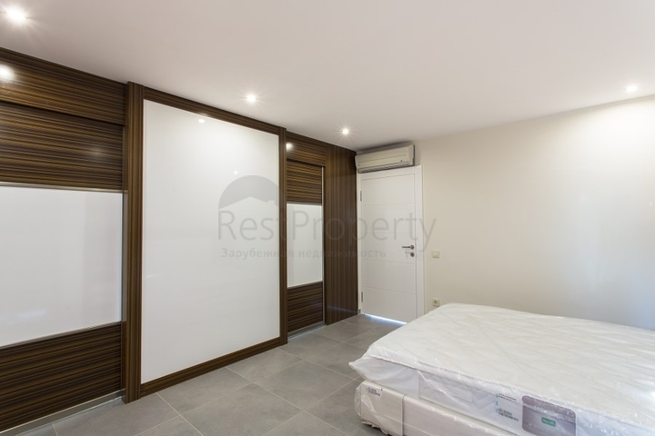 Пентхаусы на побережье Средиземного моря с шикарным видом на горы