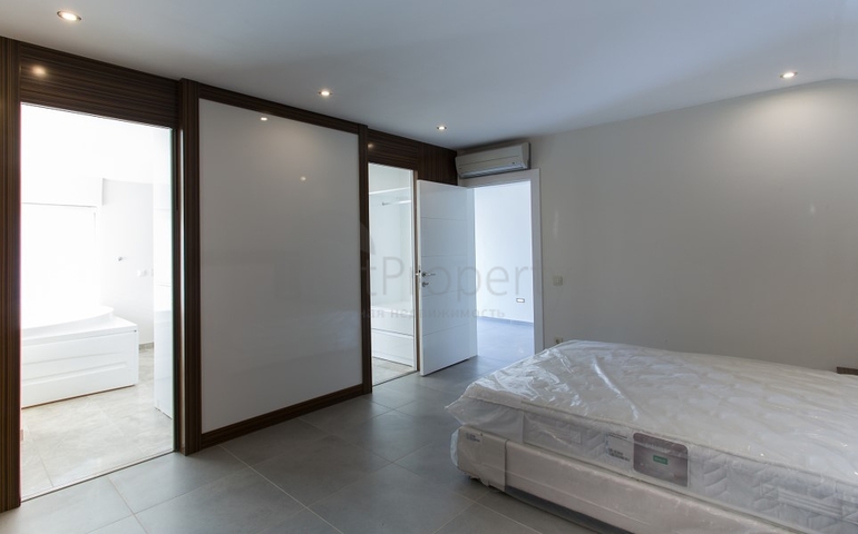 Пентхаусы на побережье Средиземного моря с шикарным видом на горы