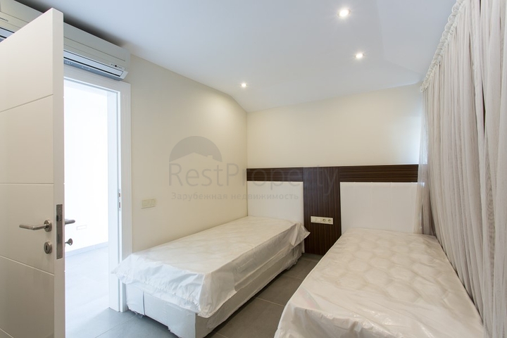 Пентхаусы на побережье Средиземного моря с шикарным видом на горы