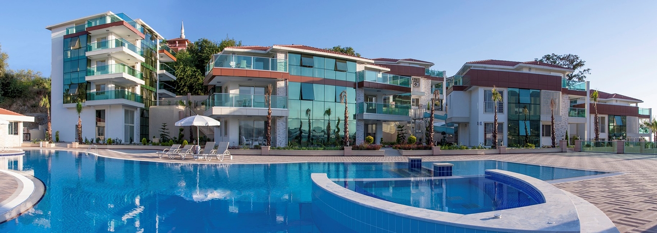 Пентхаусы на побережье Средиземного моря с шикарным видом на горы