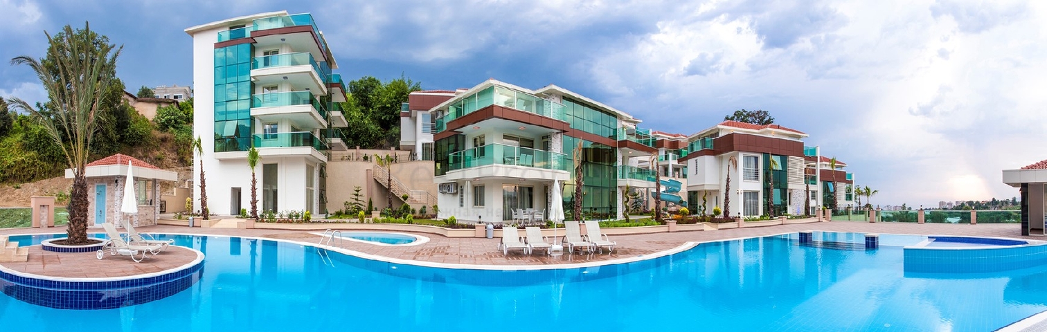 Пентхаусы на побережье Средиземного моря с шикарным видом на горы