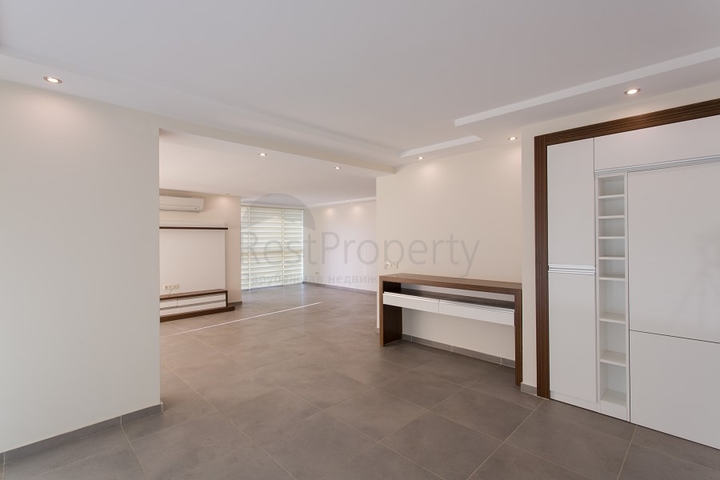 Пентхаусы на побережье Средиземного моря с шикарным видом на горы