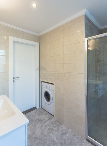 Пентхаусы на побережье Средиземного моря с шикарным видом на горы