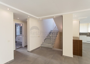 Пентхаусы на побережье Средиземного моря с шикарным видом на горы