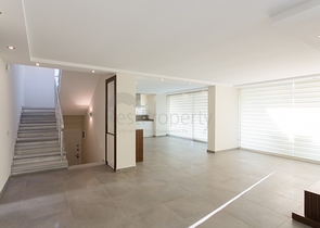 Пентхаусы на побережье Средиземного моря с шикарным видом на горы