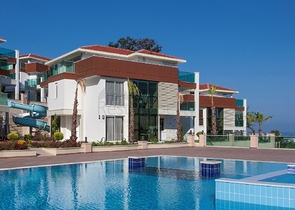 Пентхаусы на побережье Средиземного моря с шикарным видом на горы