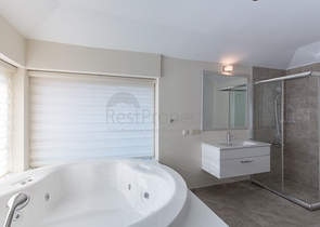 Пентхаусы на побережье Средиземного моря с шикарным видом на горы