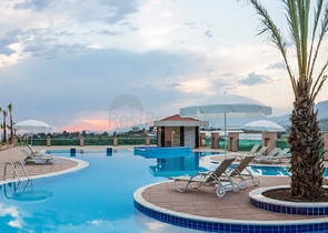 Пентхаусы на побережье Средиземного моря с шикарным видом на горы