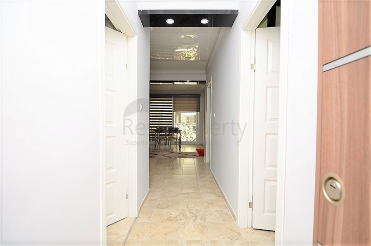 Трехкомнатная квартира на берегу Средиземного моря