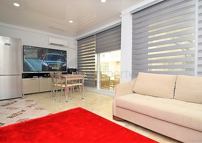 Трехкомнатная квартира на берегу Средиземного моря