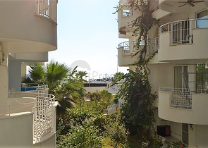 Трехкомнатная квартира на берегу Средиземного моря