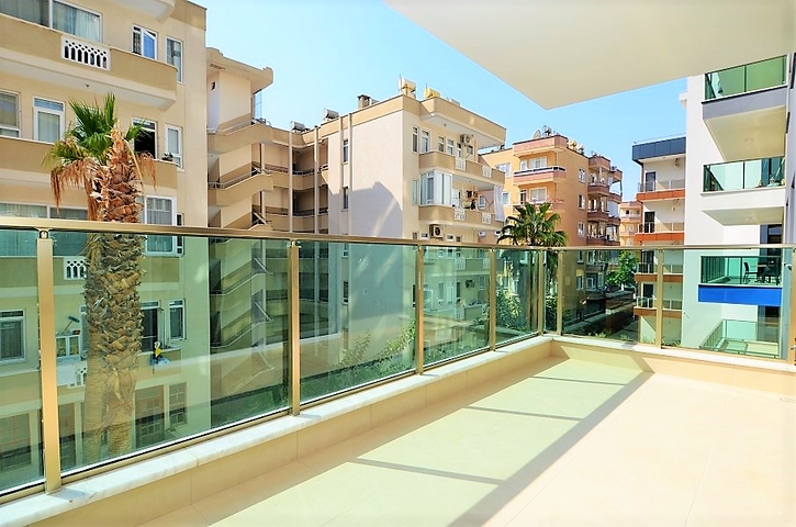 Меблированная трехкомнатная квартира в новом комплексе