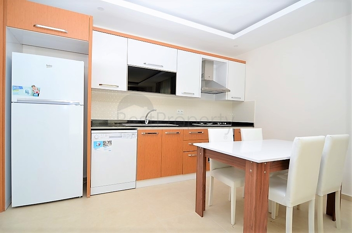 Меблированная трехкомнатная квартира в новом комплексе