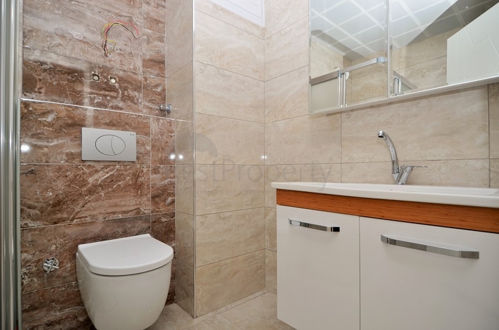 Меблированная трехкомнатная квартира в новом комплексе