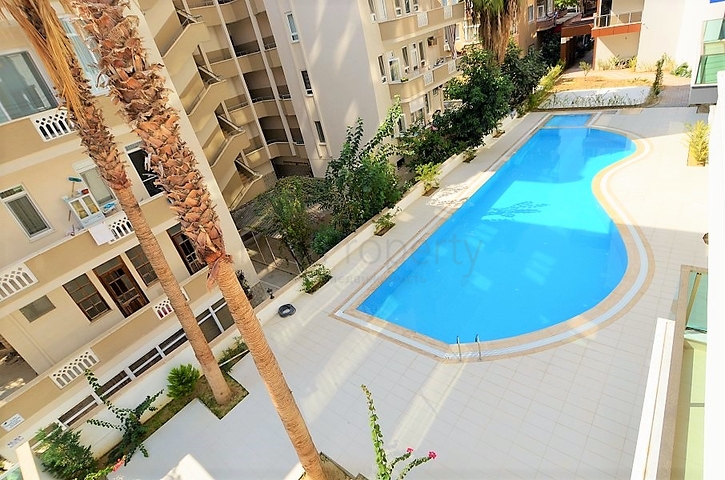 Меблированная трехкомнатная квартира в новом комплексе