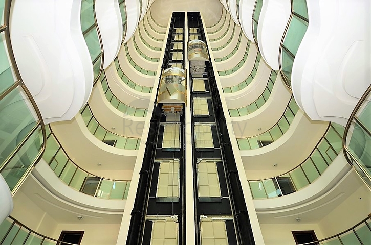 Меблированная трехкомнатная квартира в новом комплексе