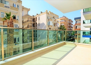 Меблированная трехкомнатная квартира в новом комплексе