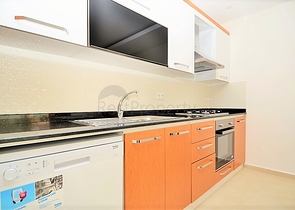 Меблированная трехкомнатная квартира в новом комплексе