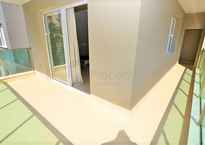 Меблированная трехкомнатная квартира в новом комплексе