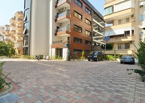 Меблированная трехкомнатная квартира в новом комплексе