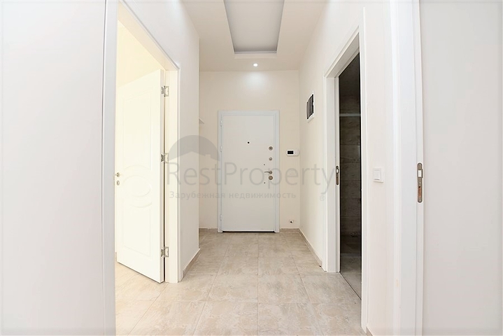 Трехкомнатная квартира с мебелью в новом комплексе