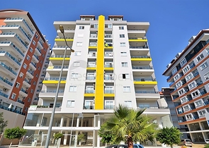 Трехкомнатная квартира с мебелью в новом комплексе