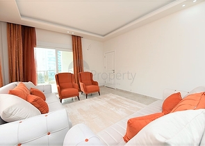 Трехкомнатная квартира с мебелью в новом комплексе