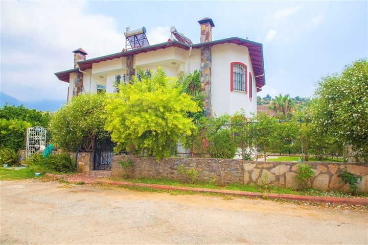 Вилла вашей мечты в окружении гор