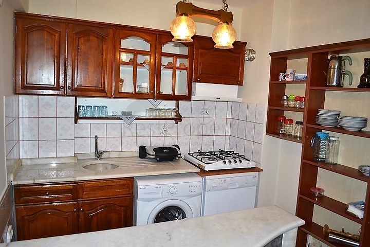 Двухкомнатная квартира через дорогу от пляжа