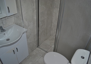 Двухкомнатная квартира через дорогу от пляжа