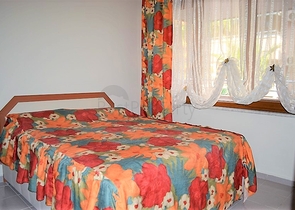 Двухкомнатная квартира через дорогу от пляжа